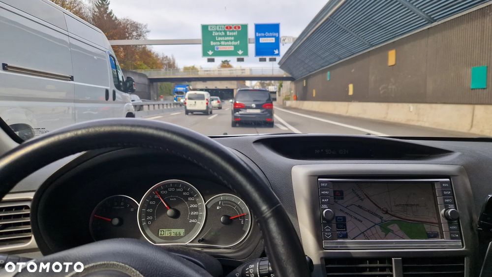 Subaru Impreza 2.0 RS - 27