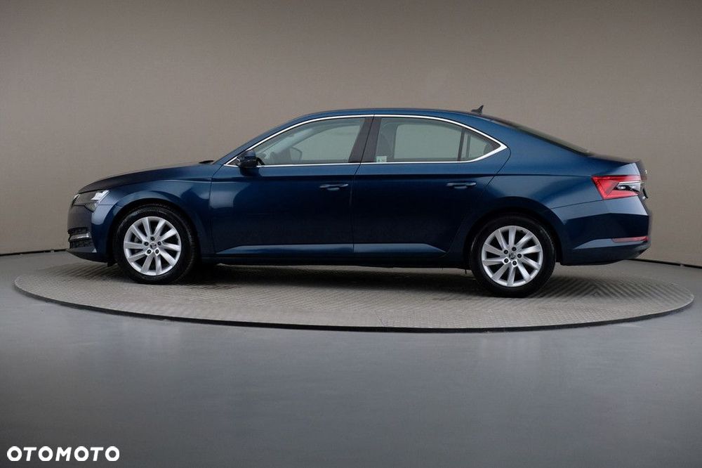 Skoda Superb 2.0 TDI SCR Ambition DSG - 4