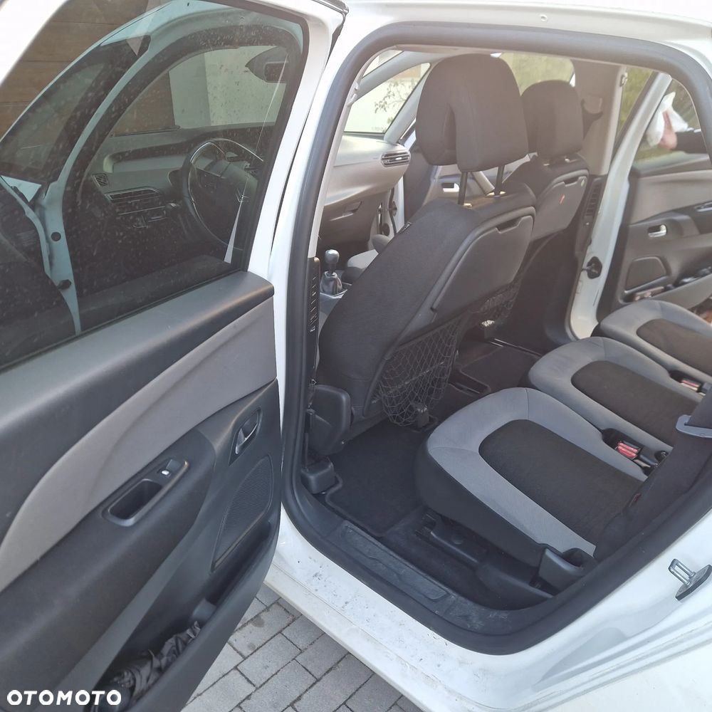 Citroën C4 Picasso 1.6 e-HDi Intensive - 10