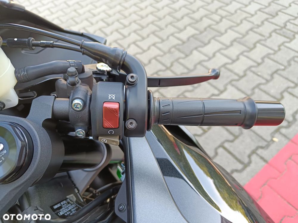 Kawasaki ZX - 10