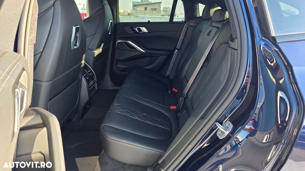 BMW X6 xDrive40i AT MHEV - 9