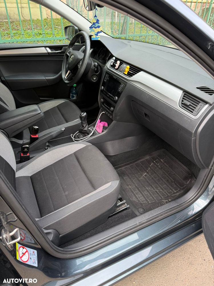 Skoda RAPID 1.0 TSI Style - 9