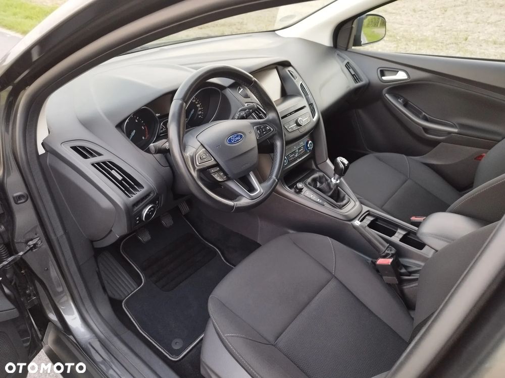 Ford Focus 1.5 TDCi SYNC Edition ASS - 12