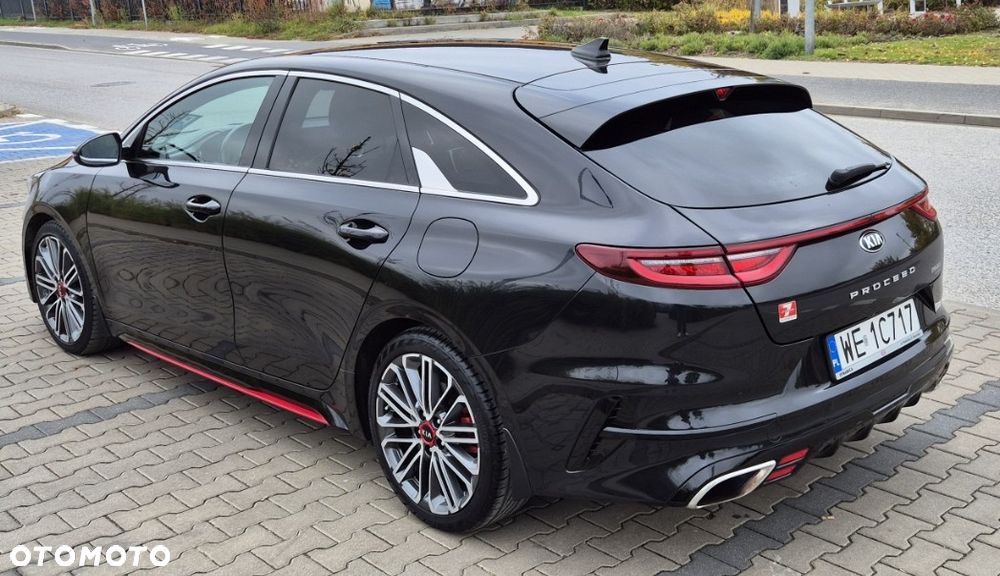 Kia ProCeed 1.6 T-GDI GT DCT - 9