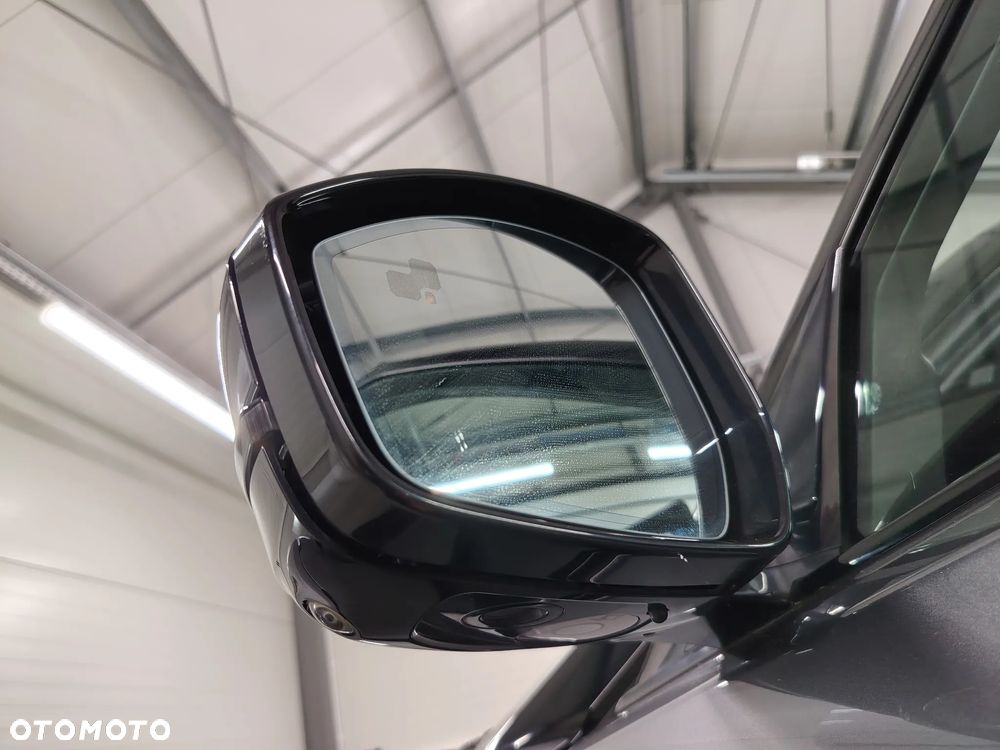 Land Rover Range Rover Velar D200 Dynamic SE - 37