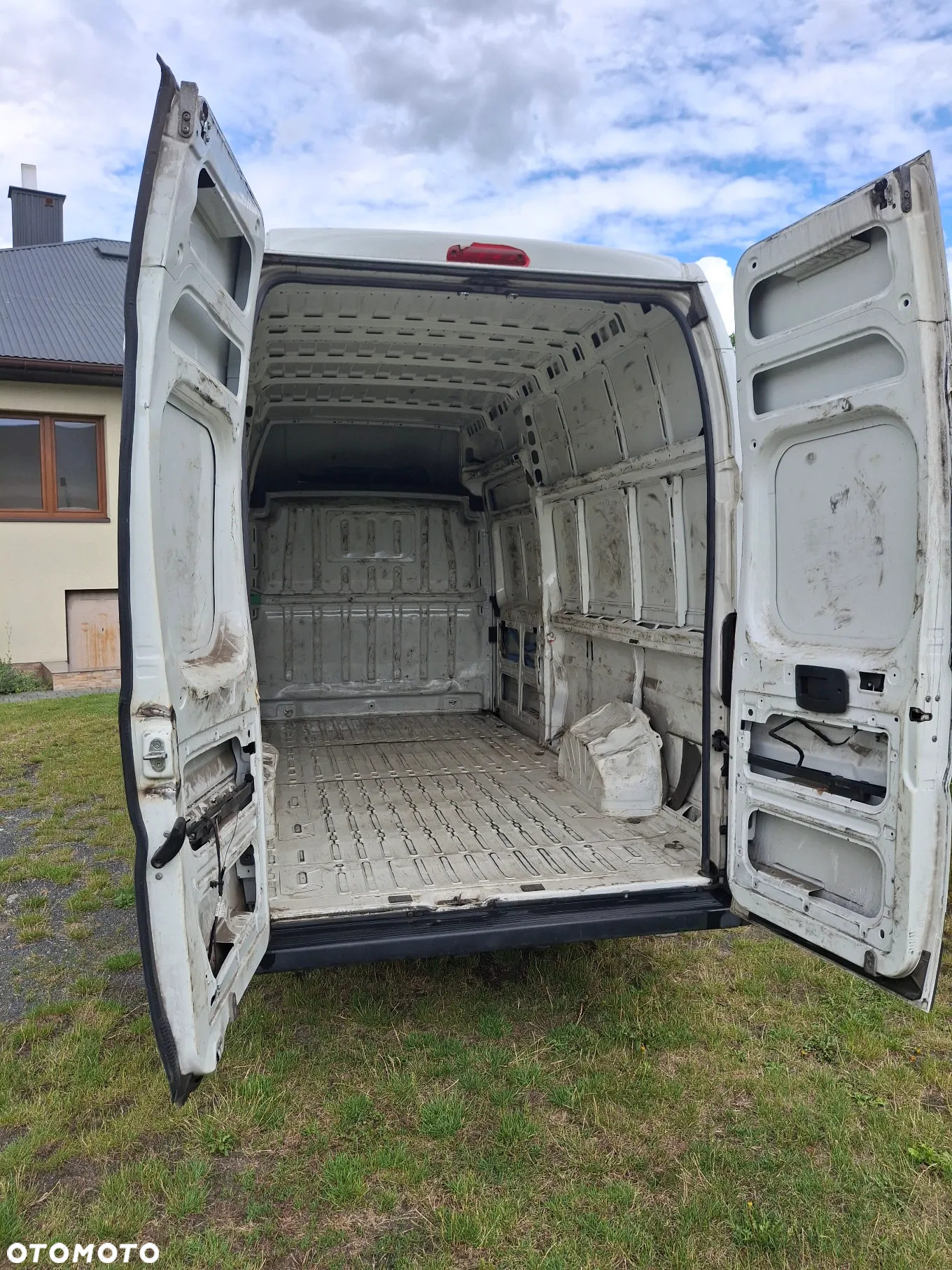 Peugeot Boxer L4H2 Salon Polska, 2.0BlueHdi 130KM Klimatyzacja, halogeny przód, światła LED dzienne - 12