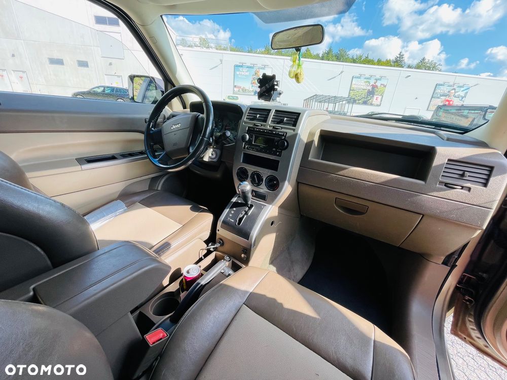 Jeep Patriot 2.4 Limited CVT2 - 12