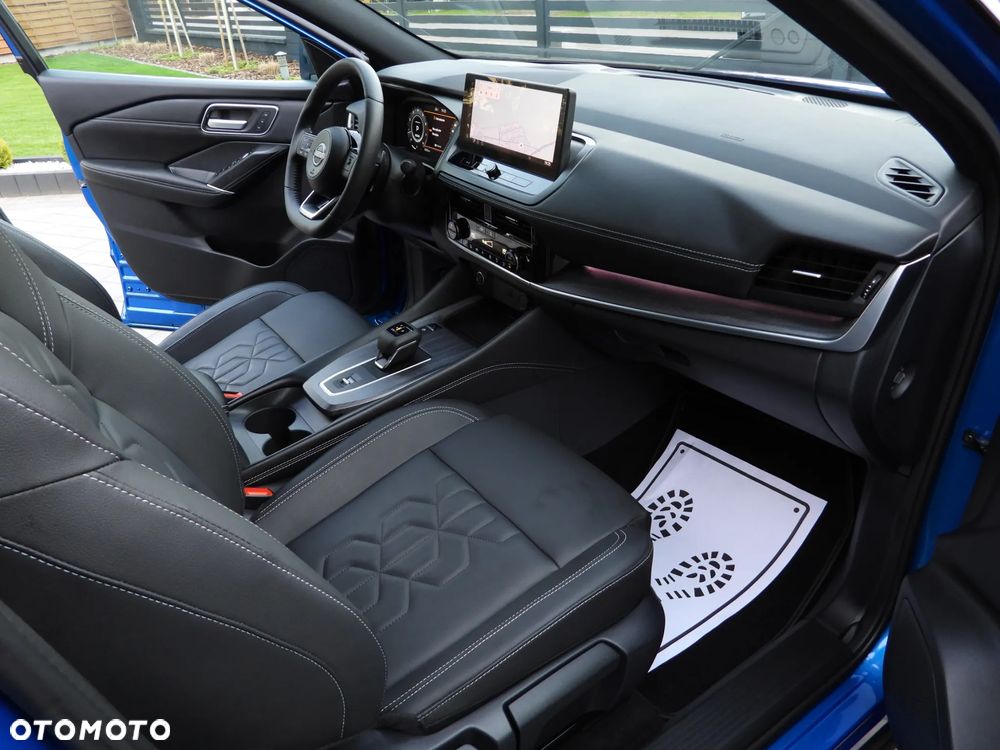 Nissan Qashqai 1.3 DIG-T MHEV Xtronic Tekna - 32