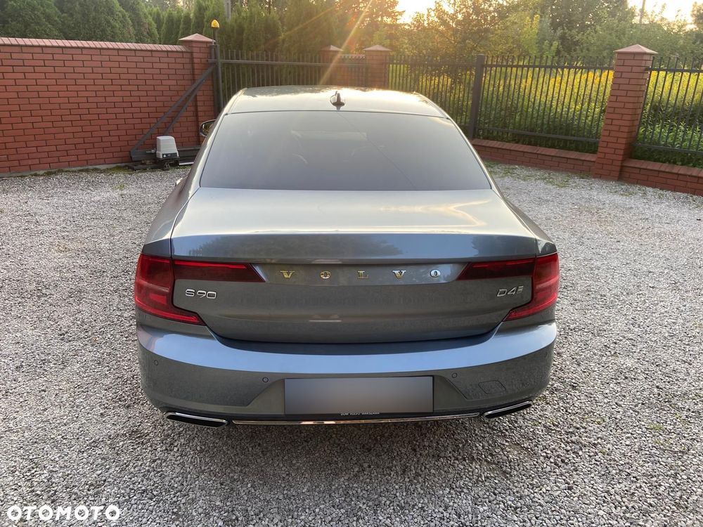 Volvo S90 D4 Inscription - 4
