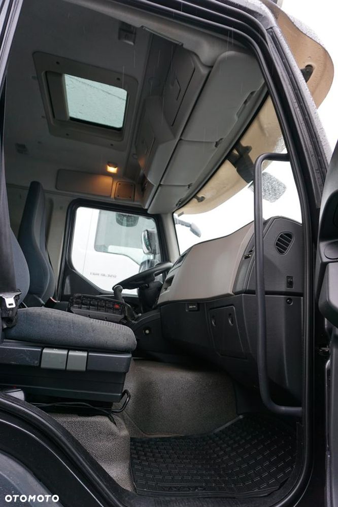 Volvo / FL / 290 / E 5 / SKRZYNIOWY + HDS / HIAB 111 E – 5 HIDUO / WYS. 14,8 M - 8