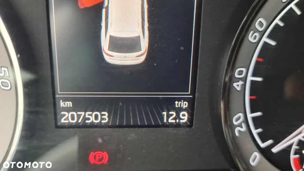 Skoda Superb 2.0 TDI Sportline DSG - 31