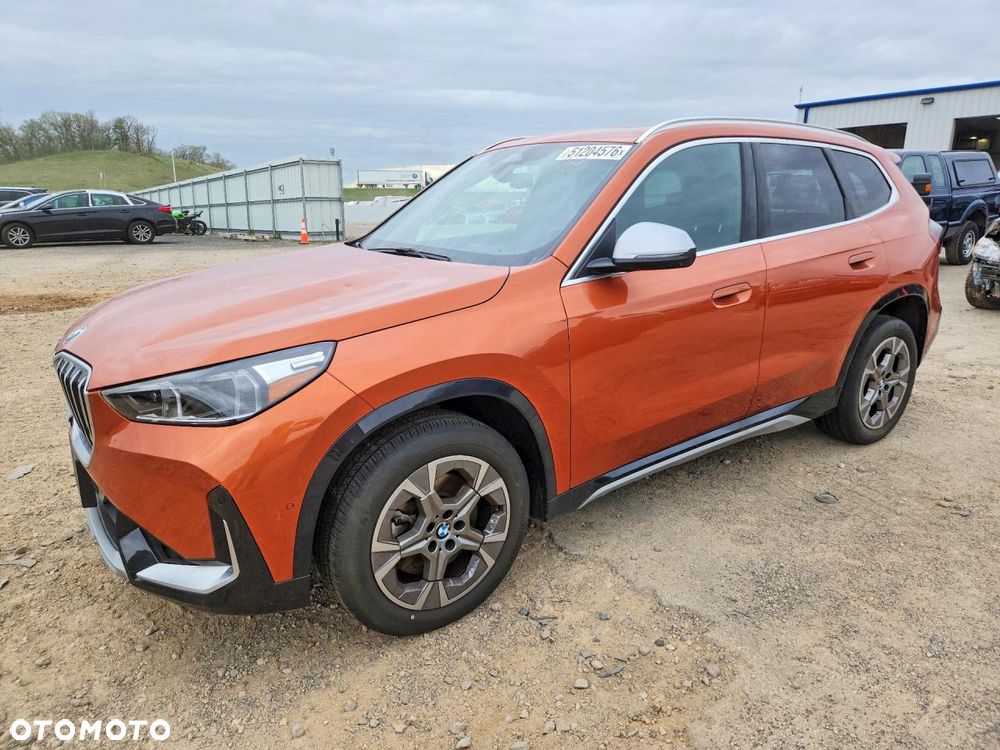 BMW X1 - 1
