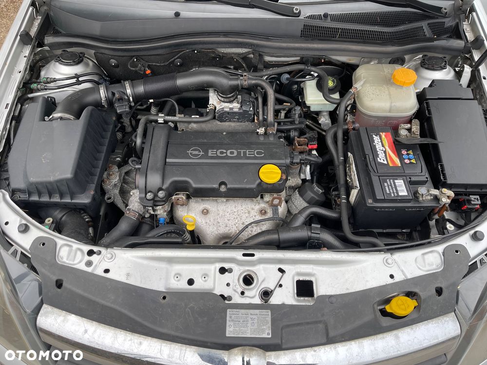 Opel Astra 1.4 Fresh - 18