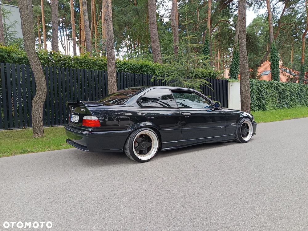 BMW M3 Standard - 16