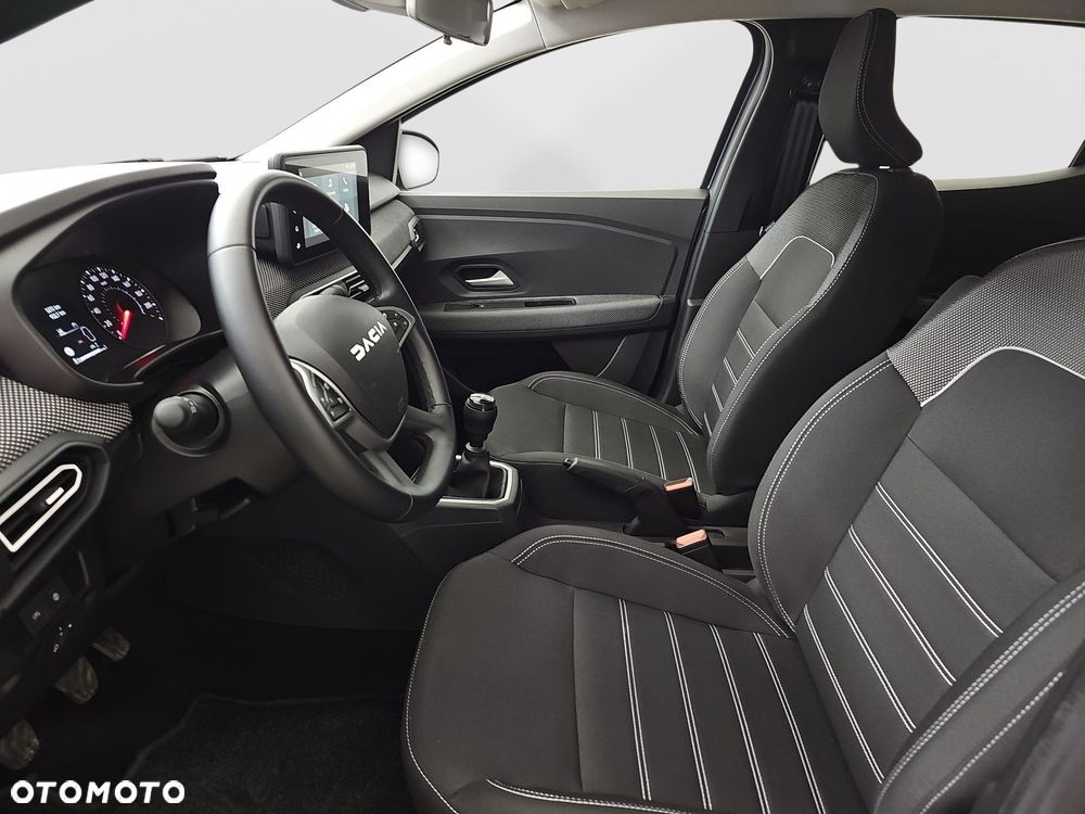 Dacia Sandero - 10