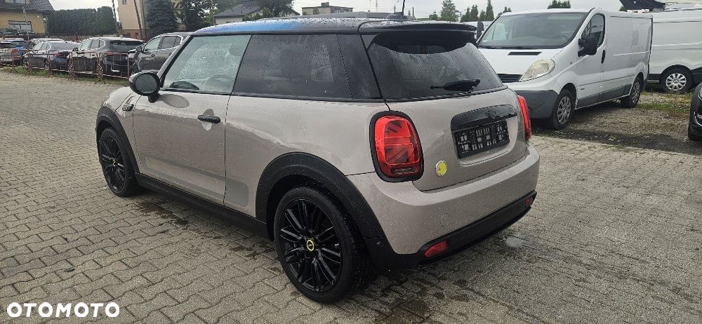 MINI Cooper SE - 5
