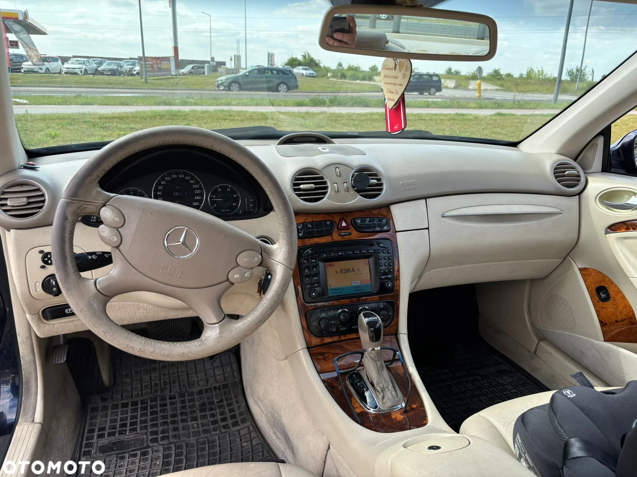 Mercedes-Benz CLK - 11