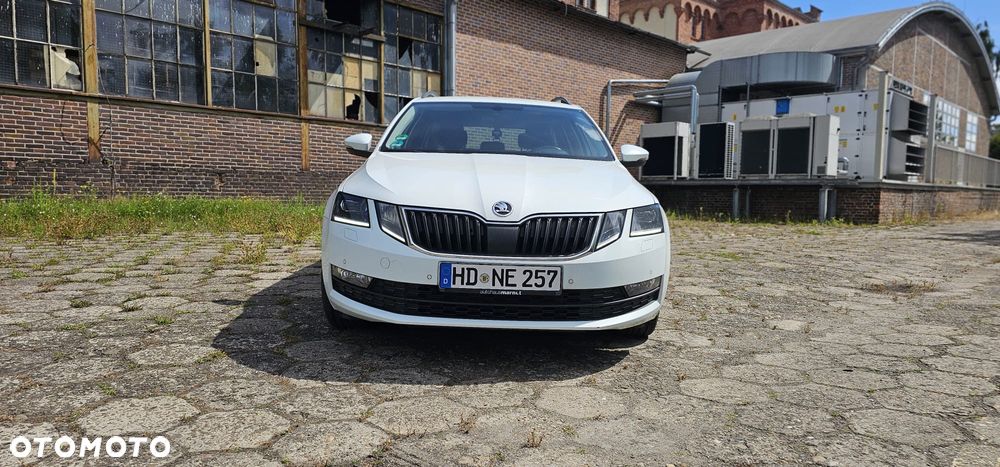 Skoda Octavia 2.0 TDI DSG Clever - 3