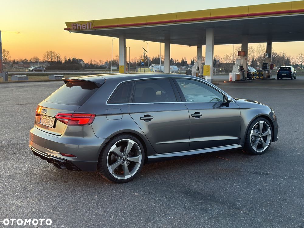 Audi RS3 Sportback - 4