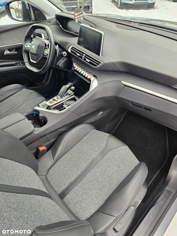 Peugeot 5008 BlueHDi 130 EAT8 Allure - 30