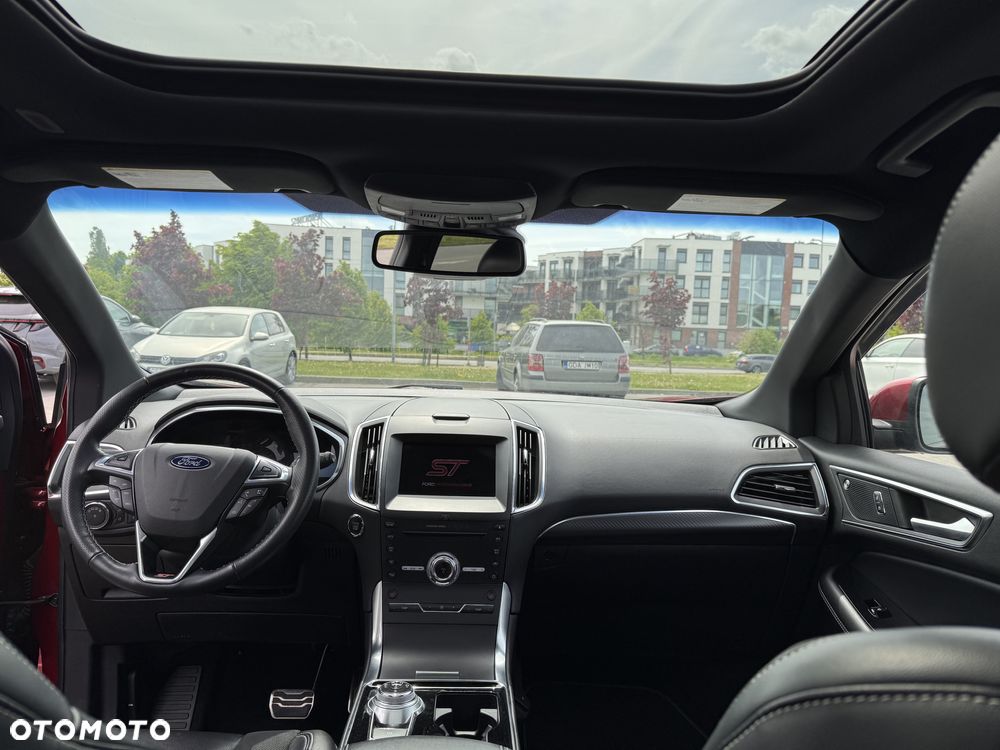 Ford Edge - 12
