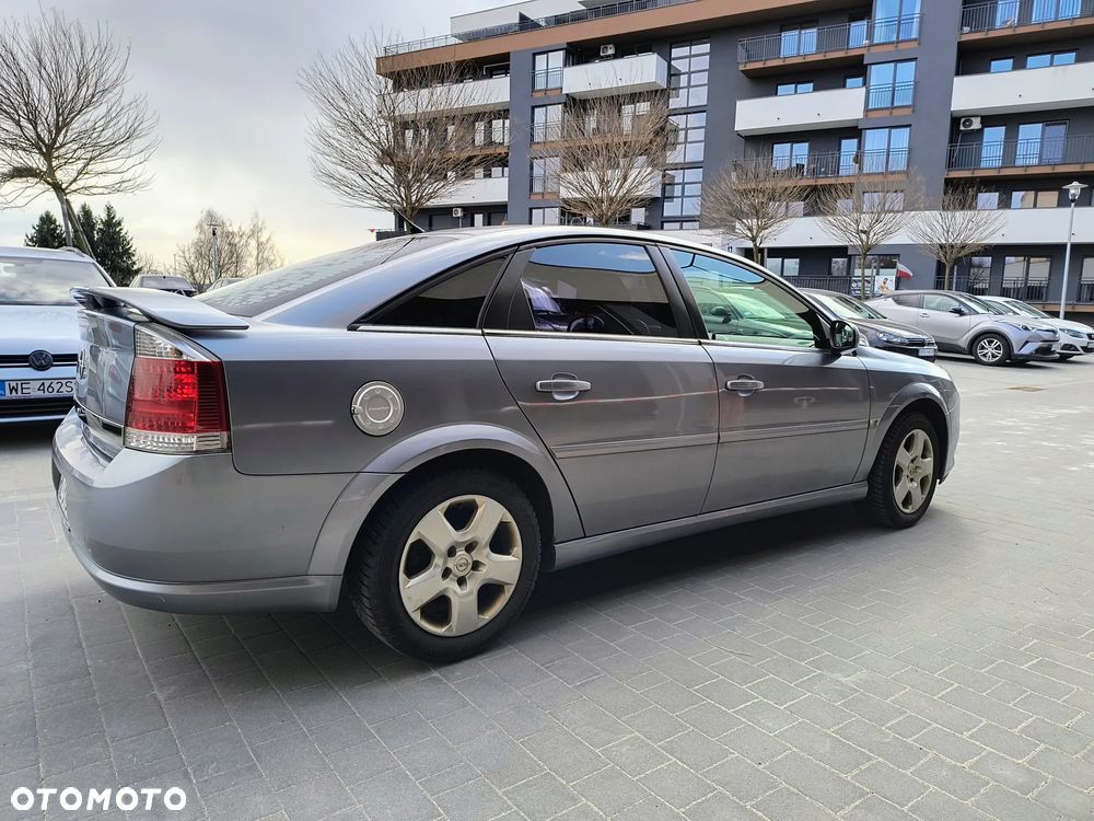 Opel Vectra 1.8 - 4