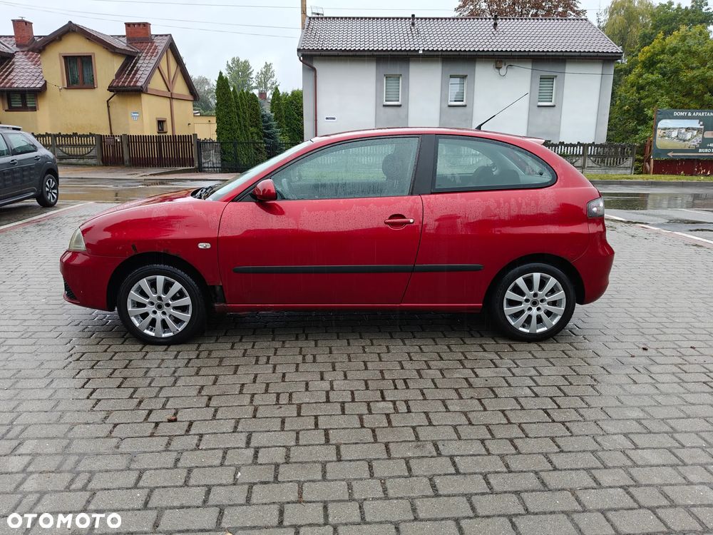 Seat Ibiza 1.6 16V Reference - 4