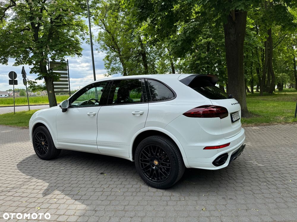 Porsche Cayenne Platinum Edition - 20
