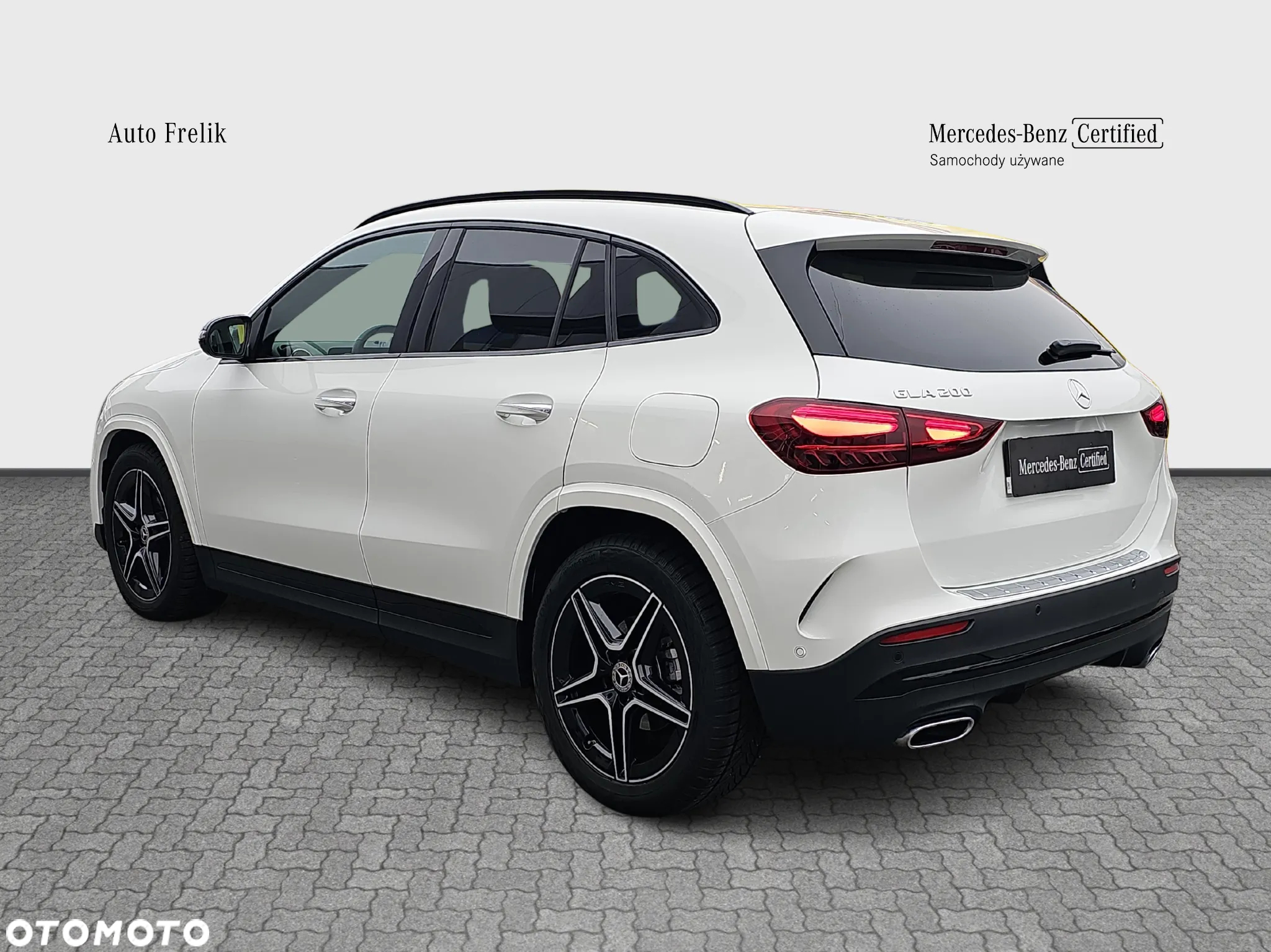Mercedes-Benz GLA 200 AMG Line - 3
