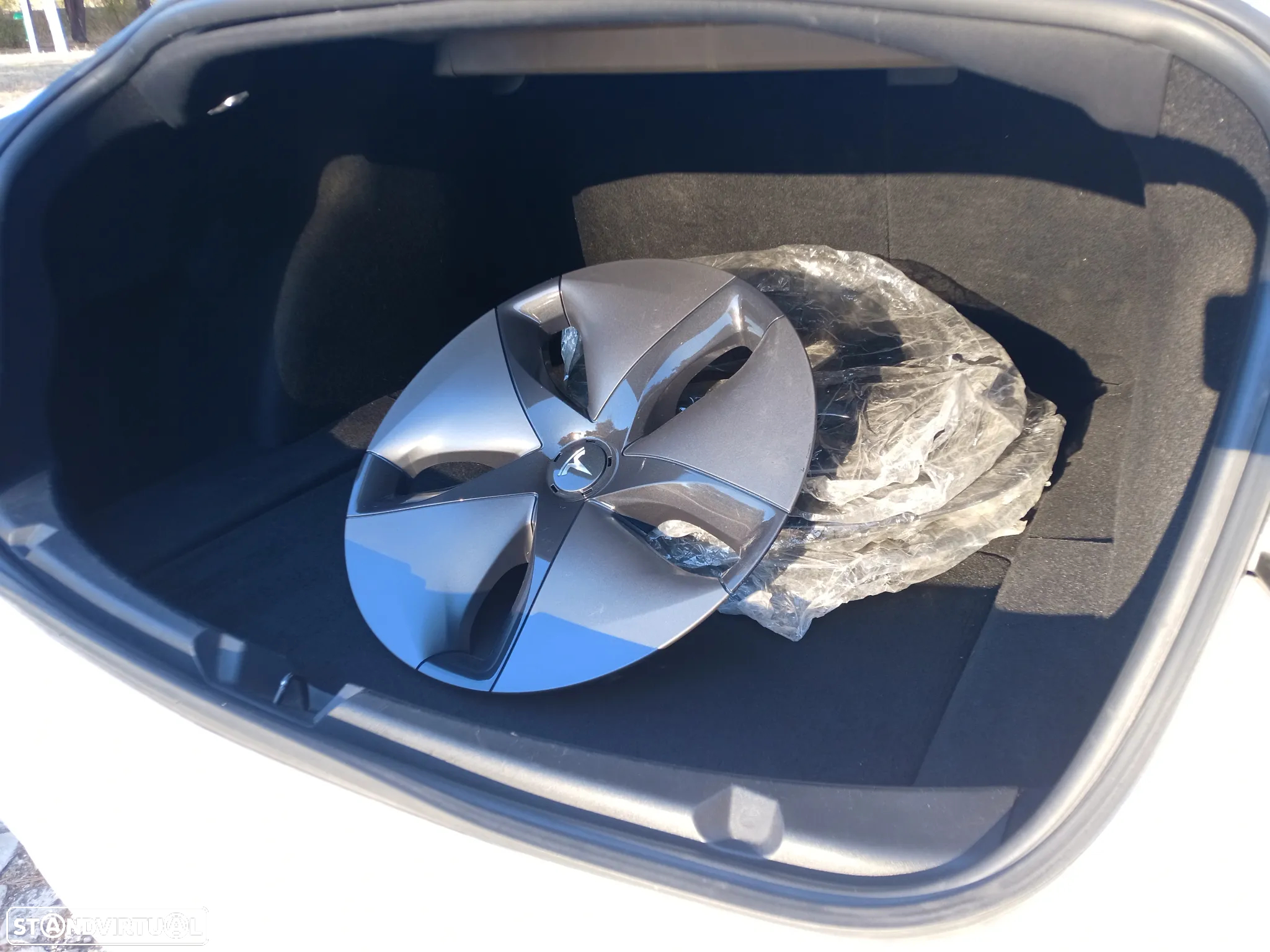 Tesla Model 3 - 18