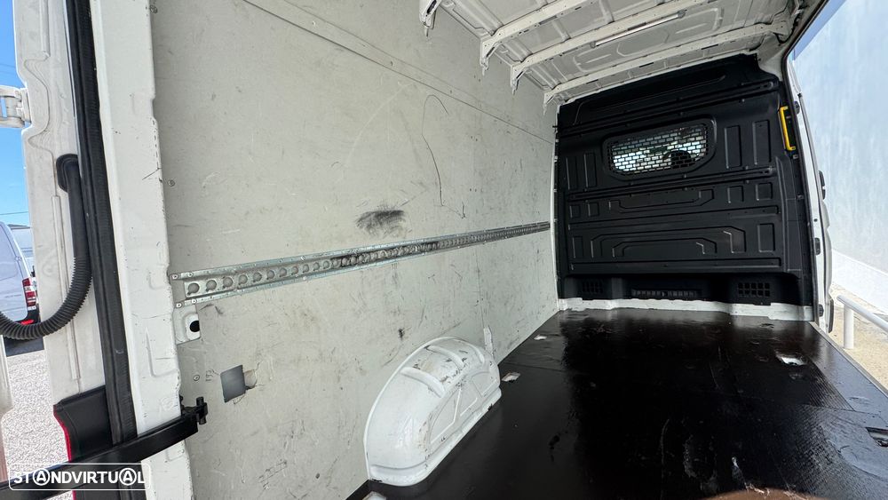 VW Crafter 35 2.0 TDI L3 H3 - 22