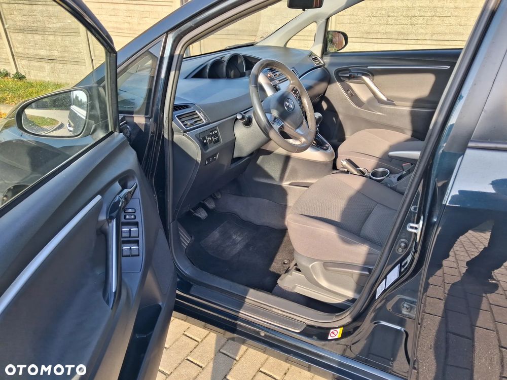 Toyota Verso - 6