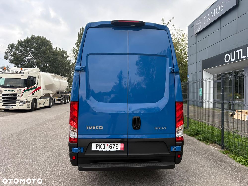 Iveco Daily 35S180, 3.0 180KM, L3H3, HiMatic, LED, Niski przebieg - 9