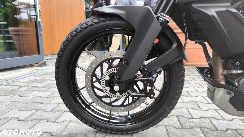 KTM Adventure - 33