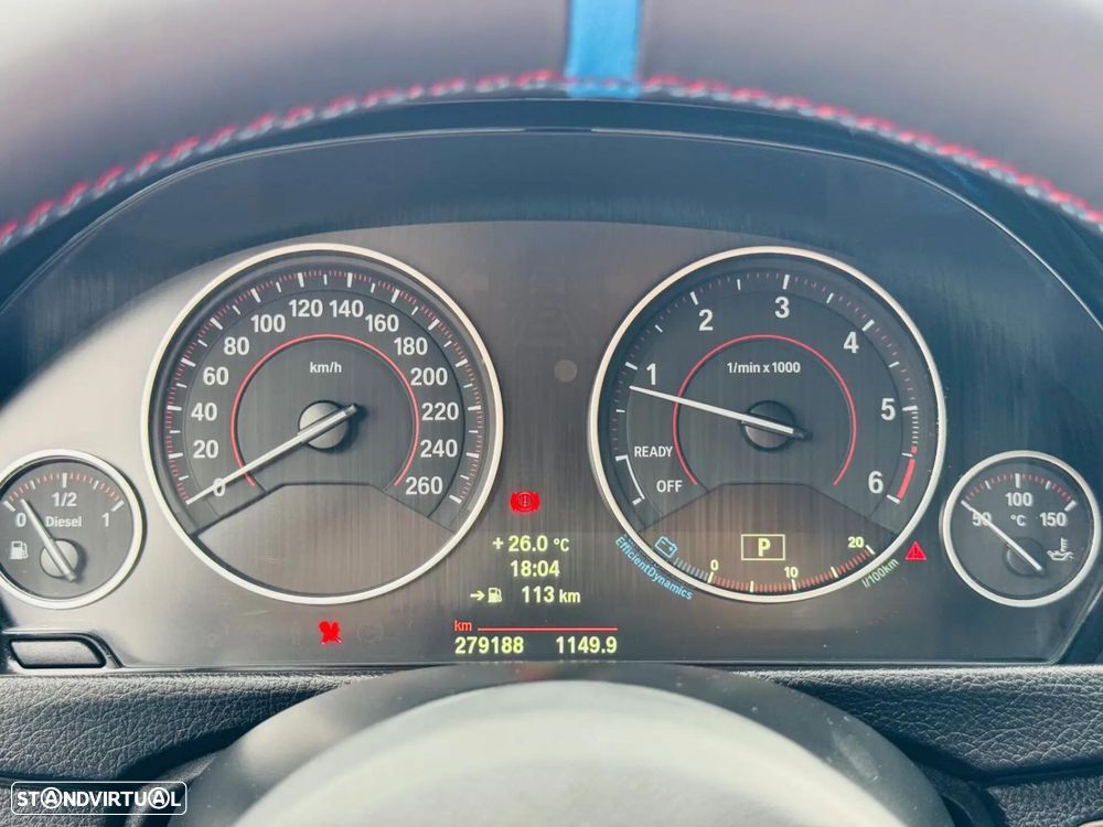 BMW 320 d Auto Pack M - 28