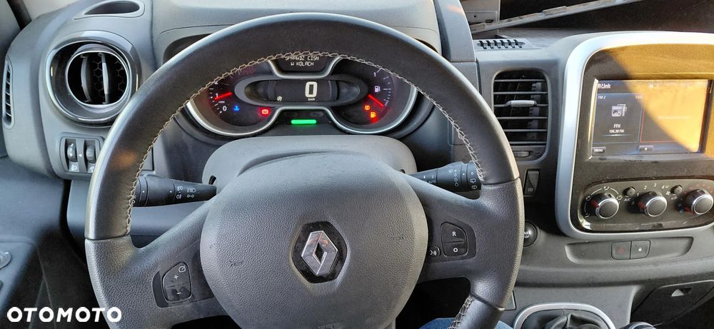 Renault Trafic - 12