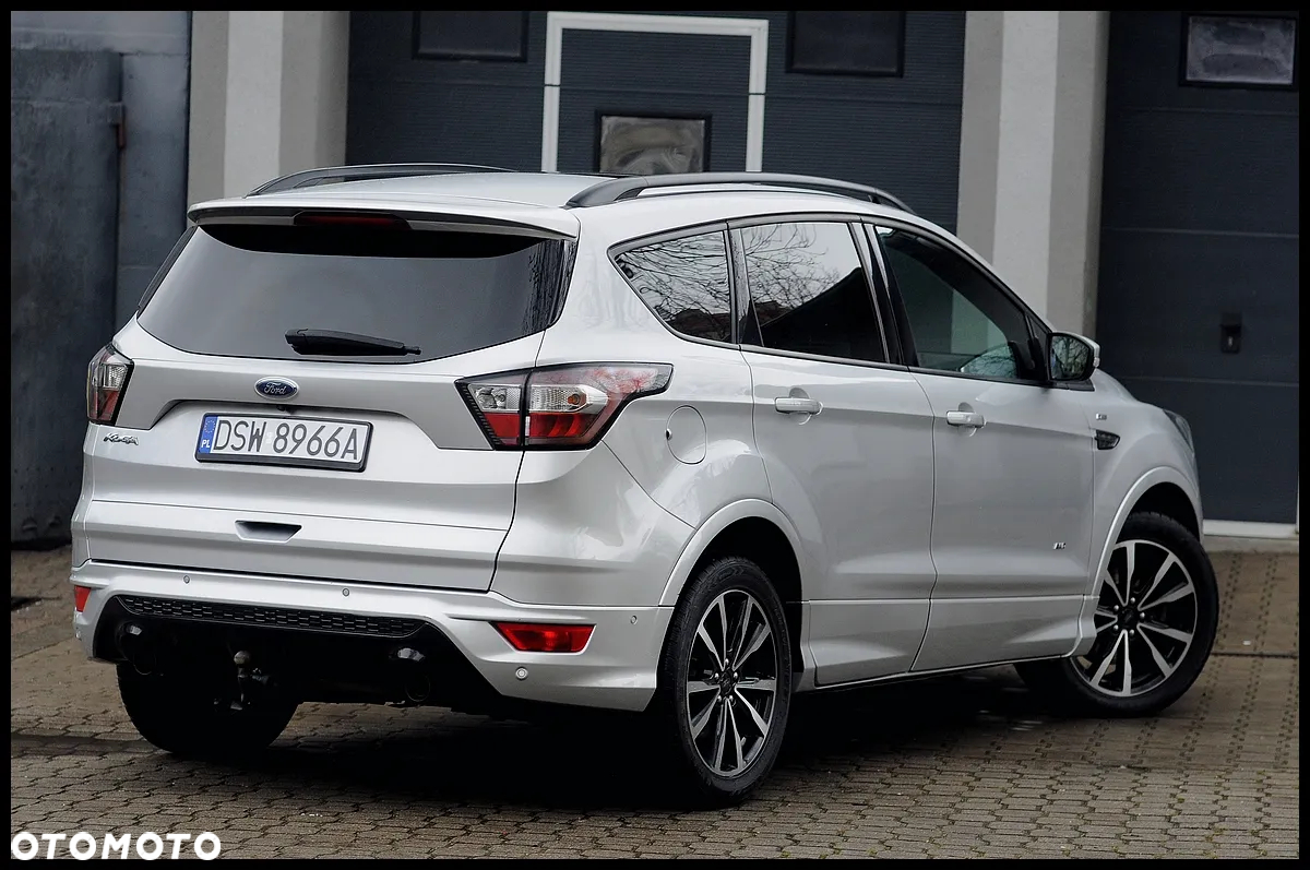 Ford Kuga 2.0 TDCi 4WD Titanium - 17