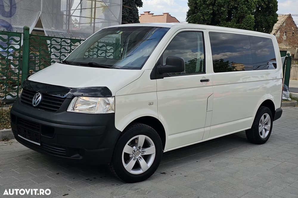 Volkswagen Transporter - 1