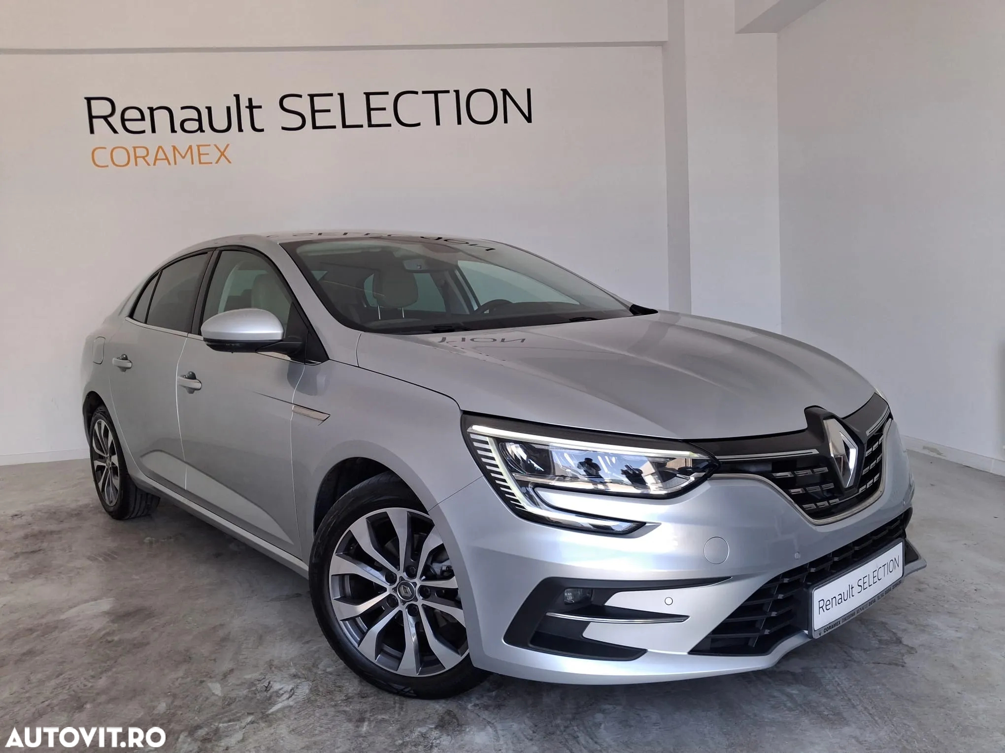Renault Megane TCe 140 GPF EDC Techno - 27
