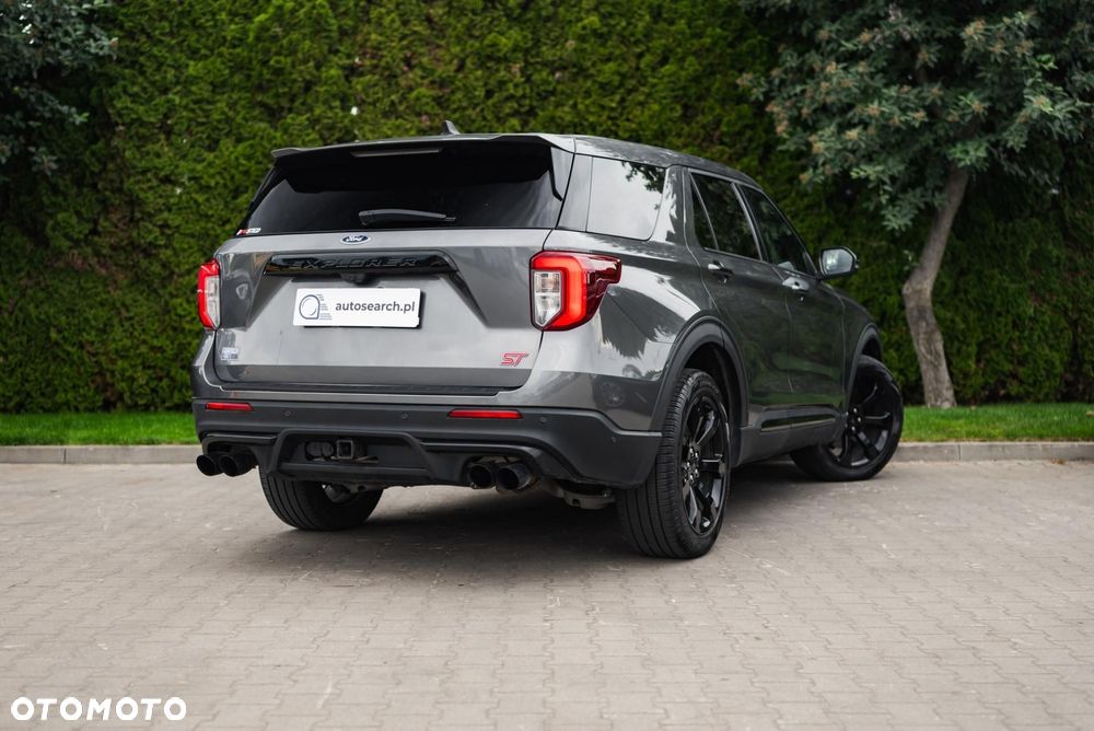 Ford Explorer - 5