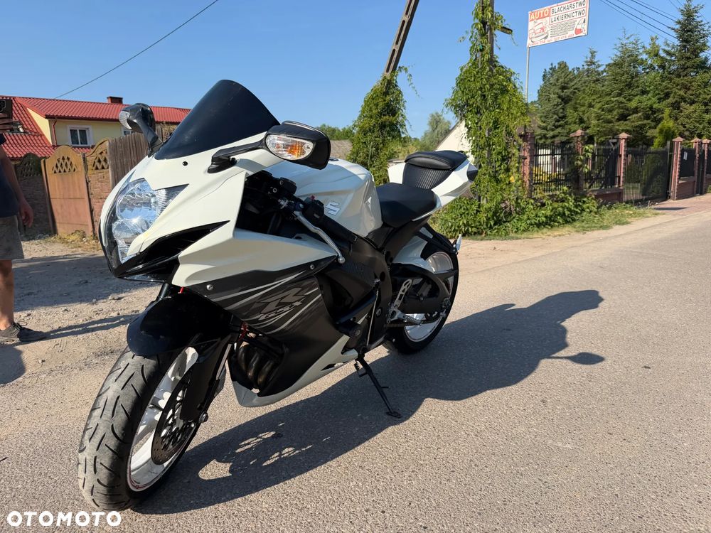 Suzuki GSX-R - 2