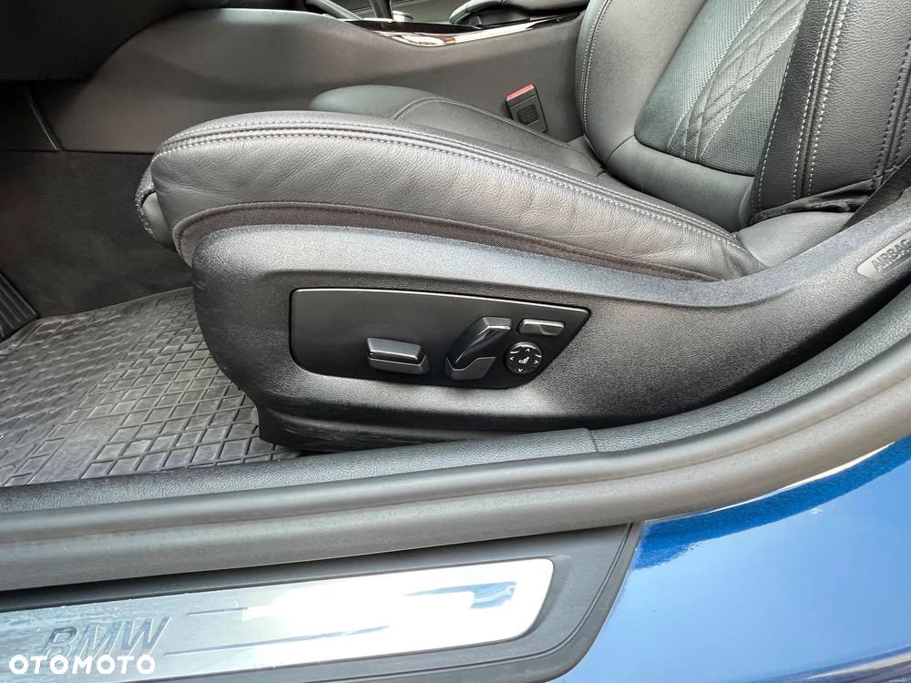 BMW Seria 5 520d M Sport - 37