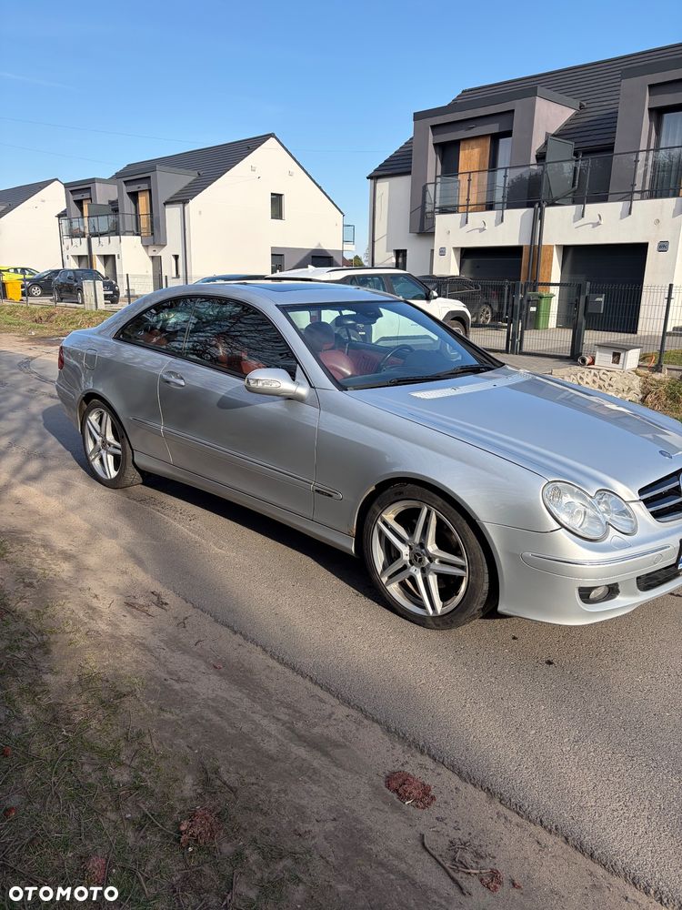 Mercedes-Benz CLK - 3