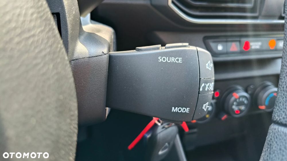 Dacia Sandero TCe 90 Comfort - 24