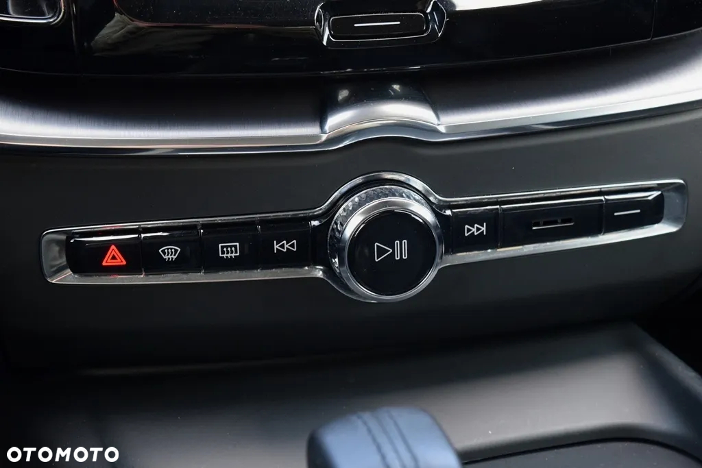 Volvo XC 60 T5 AWD Momentum Pro - 22