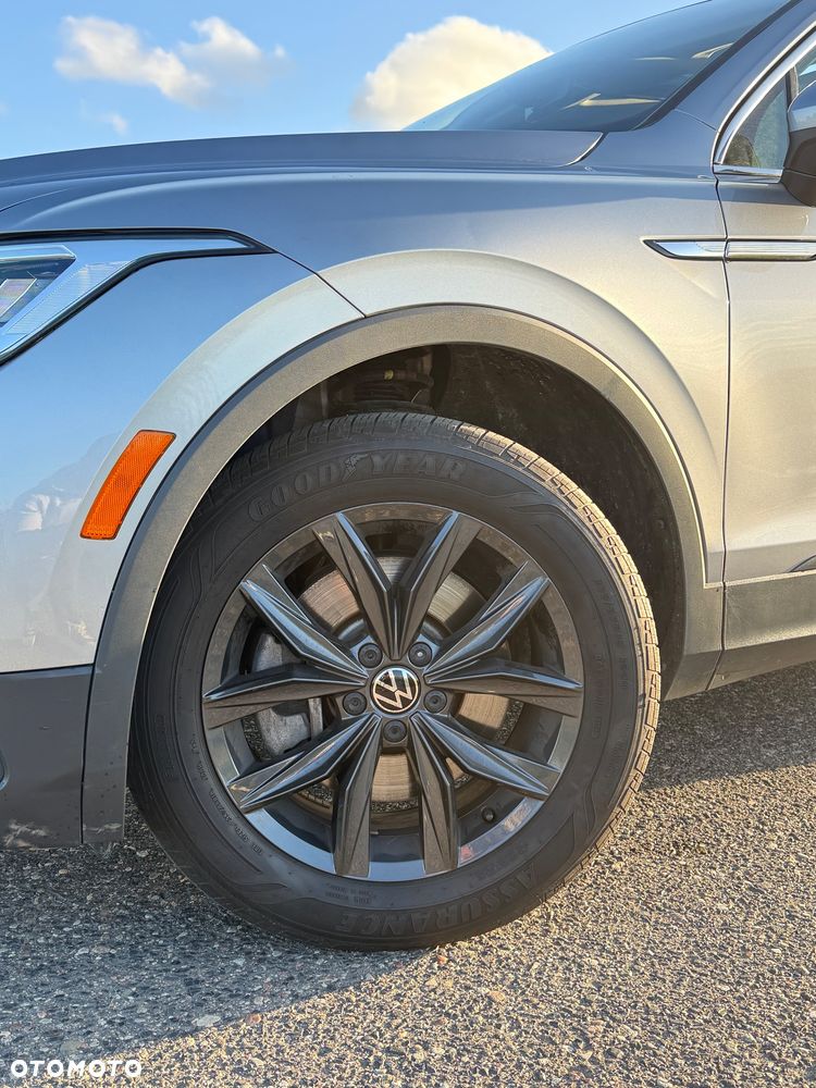 Volkswagen Tiguan 2.0 TSI 4Mot Elegance DSG - 10
