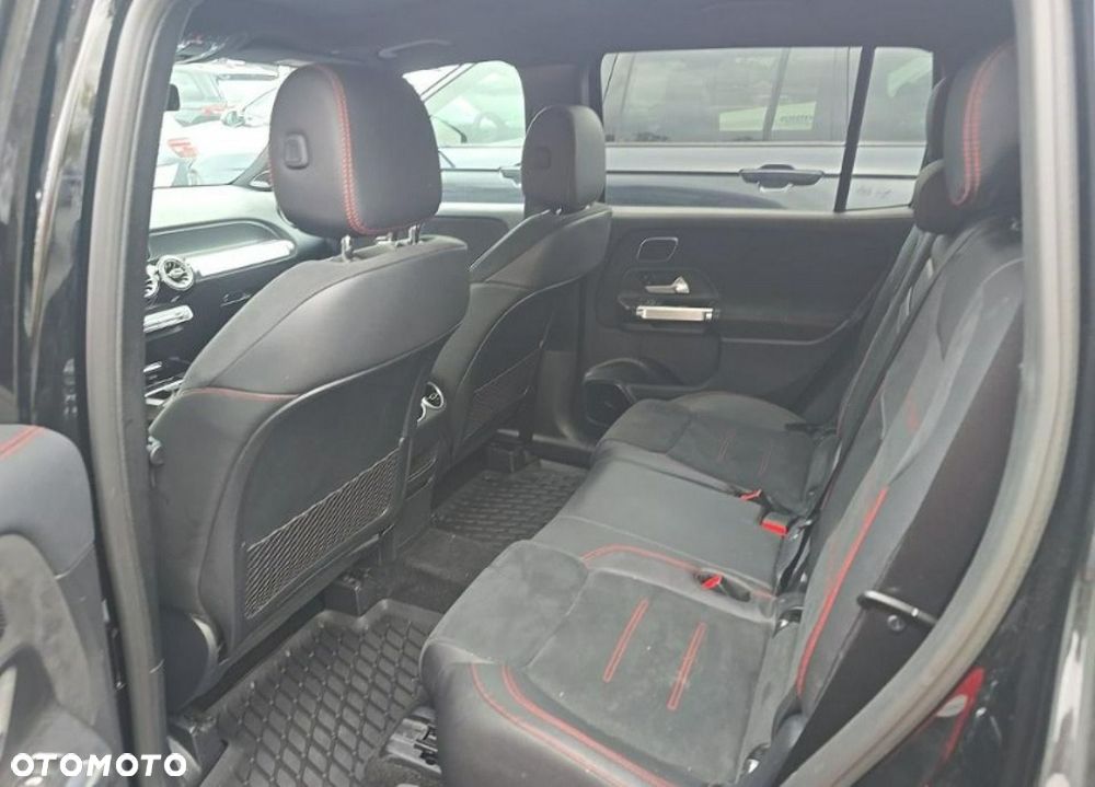 Mercedes-Benz GLB 250 4Matic 8G-DCT AMG Line - 9