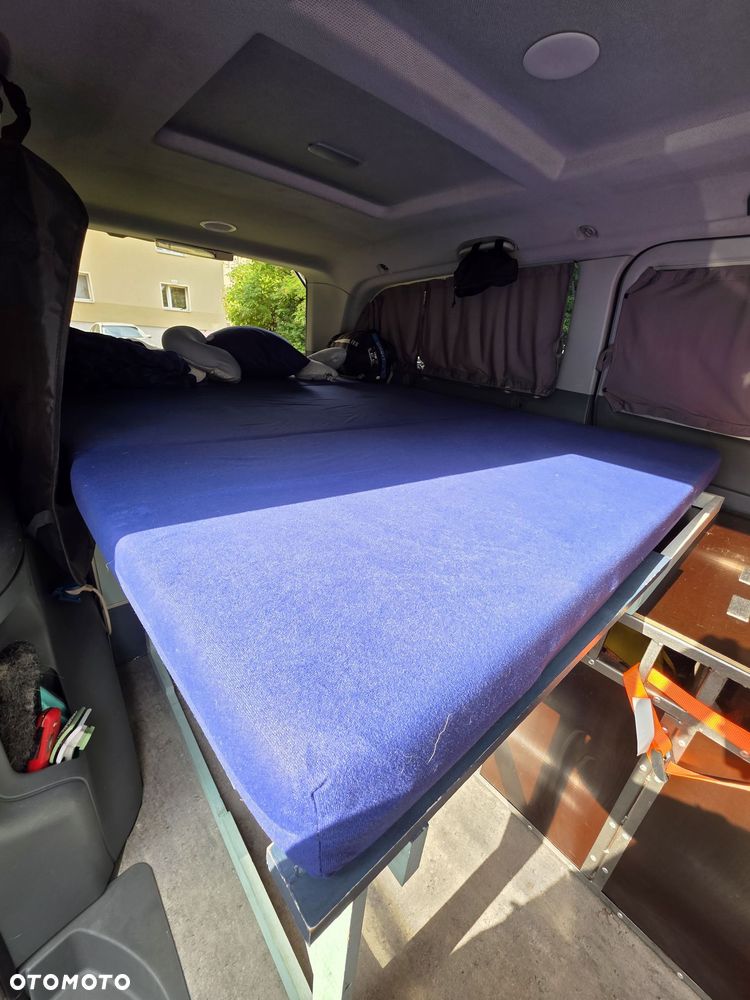Mercedes-Benz Vito - 20