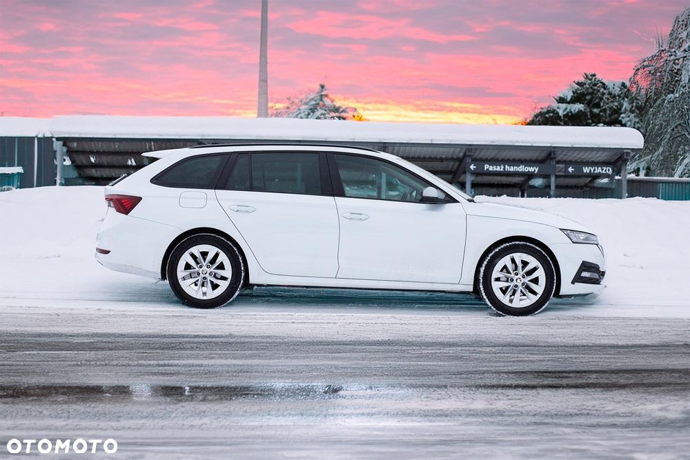 Skoda Octavia 2.0 TDI Ambition DSG - 1