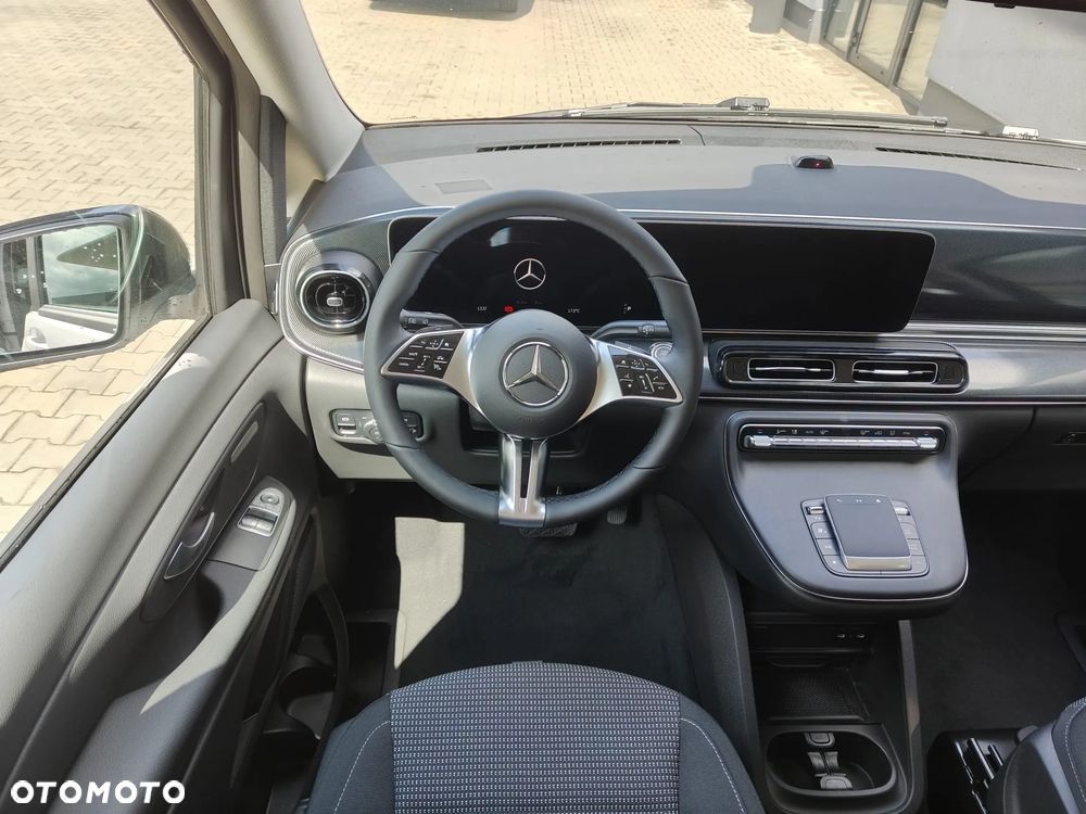 Mercedes-Benz Klasa V 220 d 9G-Tronic - 13